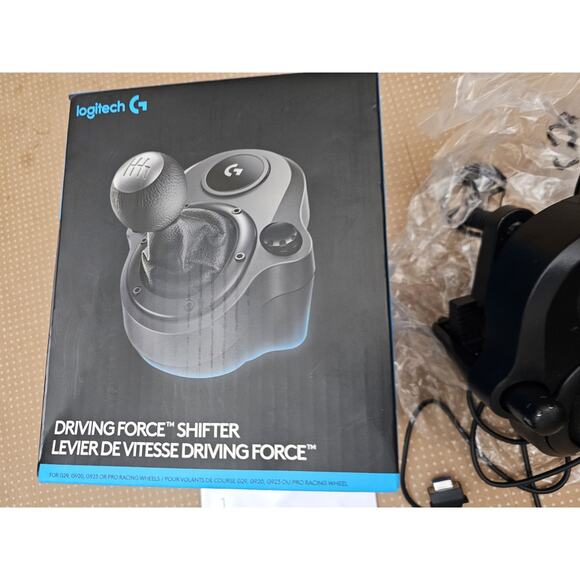Logitech G Driving Force Shifter for G29/G920 Racing Wheel - Black - Picture 3 of 9